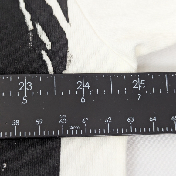 Posts Malone's Men's 2025 Big Ass Stadium Tour Concert Merch Tshirt XL NWOT - Picture 5 of 11